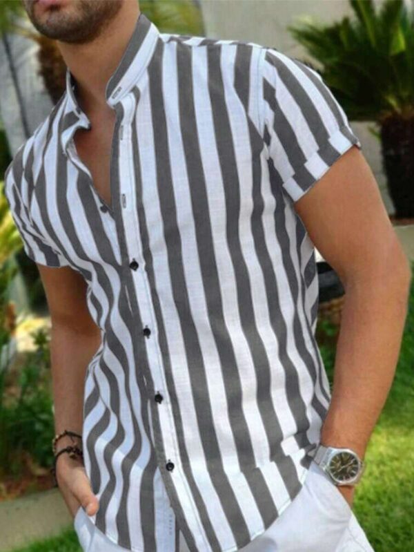 Camisa de rayas verticales cuello mao. Talla M