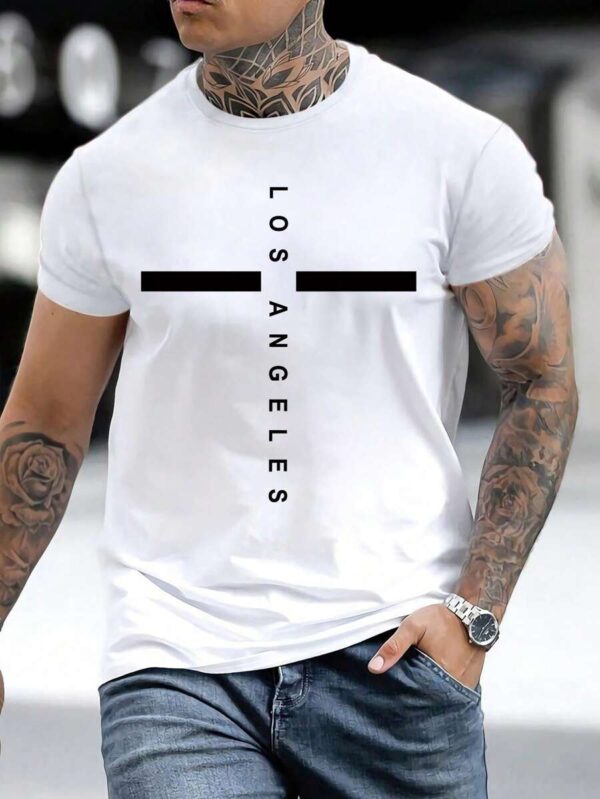 Camiseta estampada con letras los angeles. Talla L