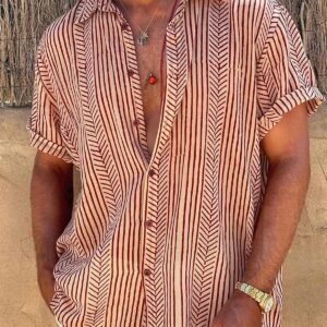 Camisa estampado geográfico. Talla L