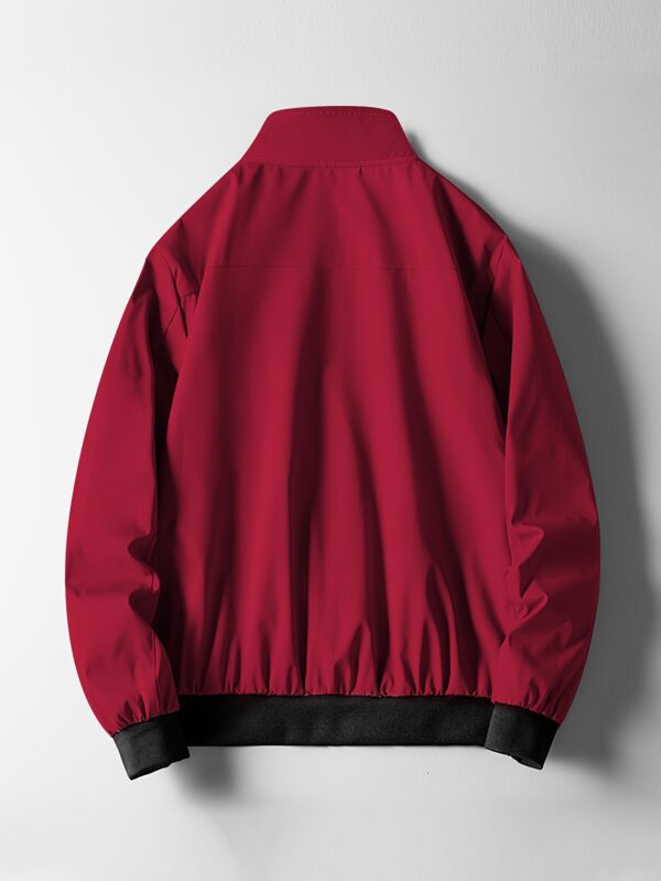 Chaqueta ligera deportiva con bolsillos, cuello alto con cierre de cremallera. Talla XL - Imagen 2