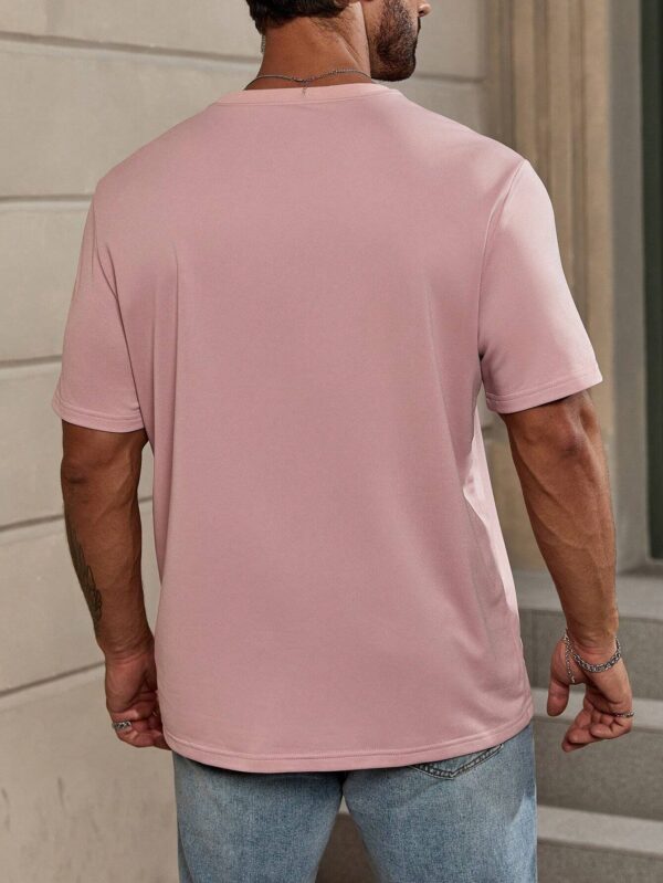 Camiseta de moda oversized con bolsillo. Talla L - Imagen 2