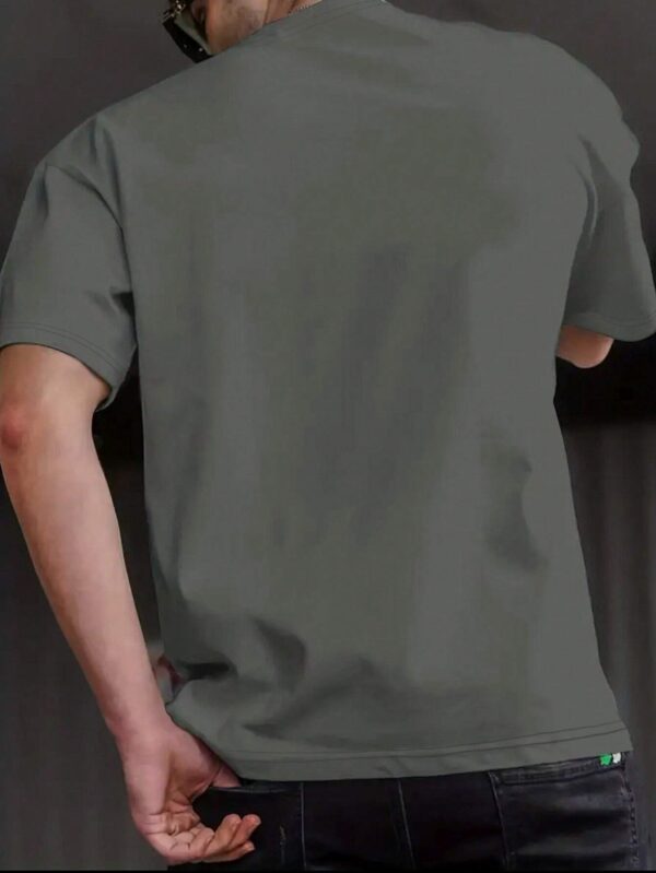 Camiseta de manga corta con estampado de letras NASA. Talla L. - Imagen 2